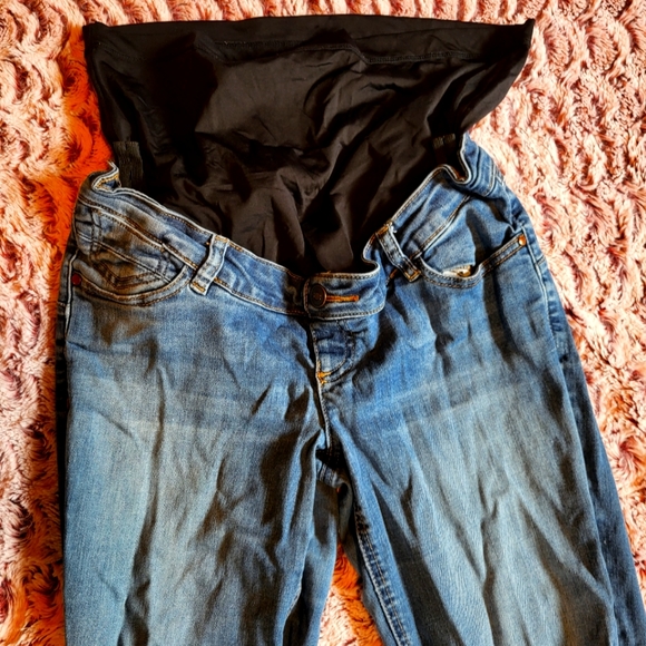 Maternity Jeans - Picture 2 of 4